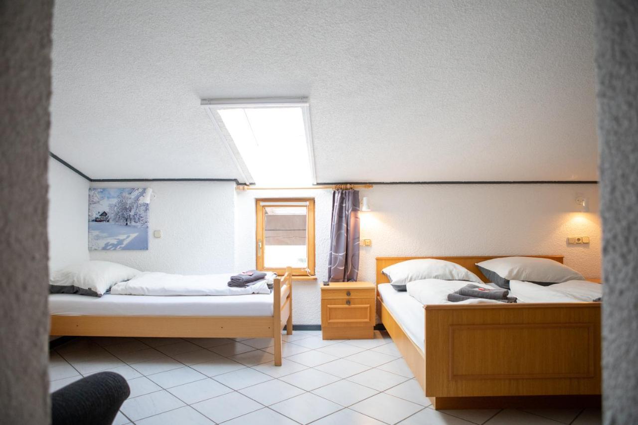 Hotel Wildrose Нойкирхен-ам-Гросфенедигер Экстерьер фото