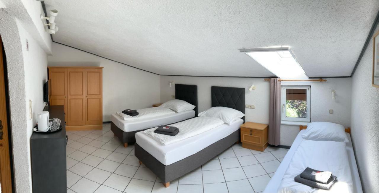 Hotel Wildrose Нойкирхен-ам-Гросфенедигер Экстерьер фото