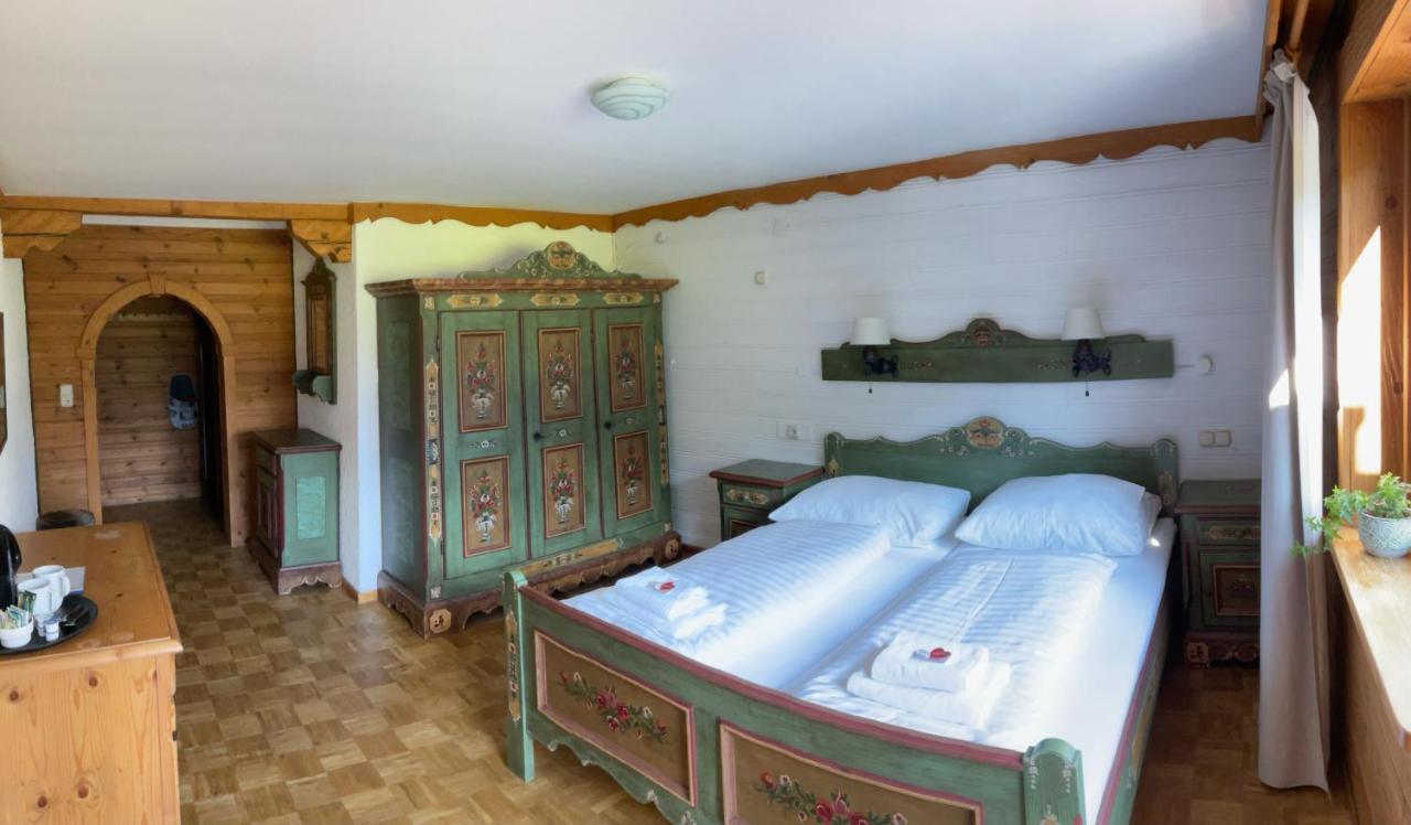 Hotel Wildrose Нойкирхен-ам-Гросфенедигер Экстерьер фото